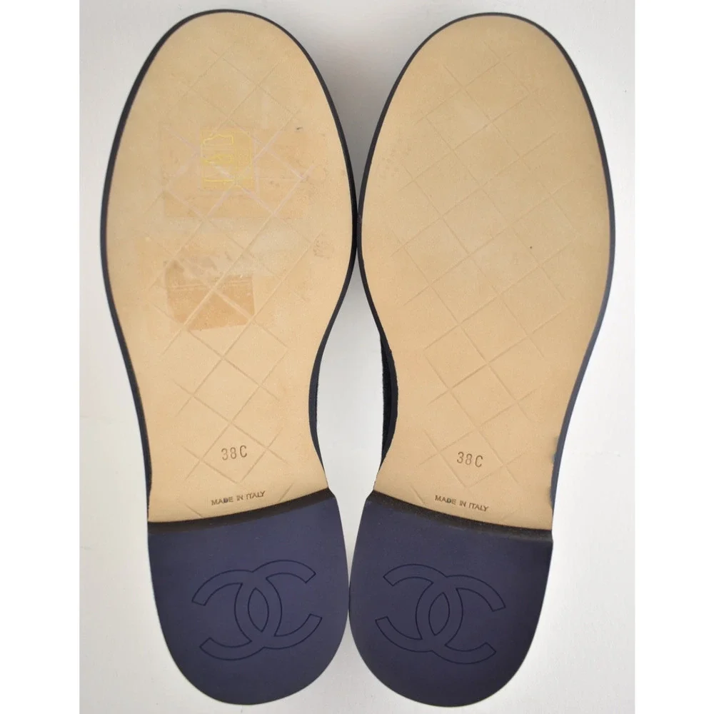 Chanel 24S Dark Blue Denim Quilted Turnlock CC Logo Moccasin Flat Loafer 38c